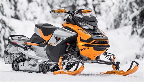 2023 Ski-Doo Summit and Freeride · Brake Lever is smaller and adjustable. · Expert with fixed rear arm, non FlexEdge track (for those who want a more rigid rear ...